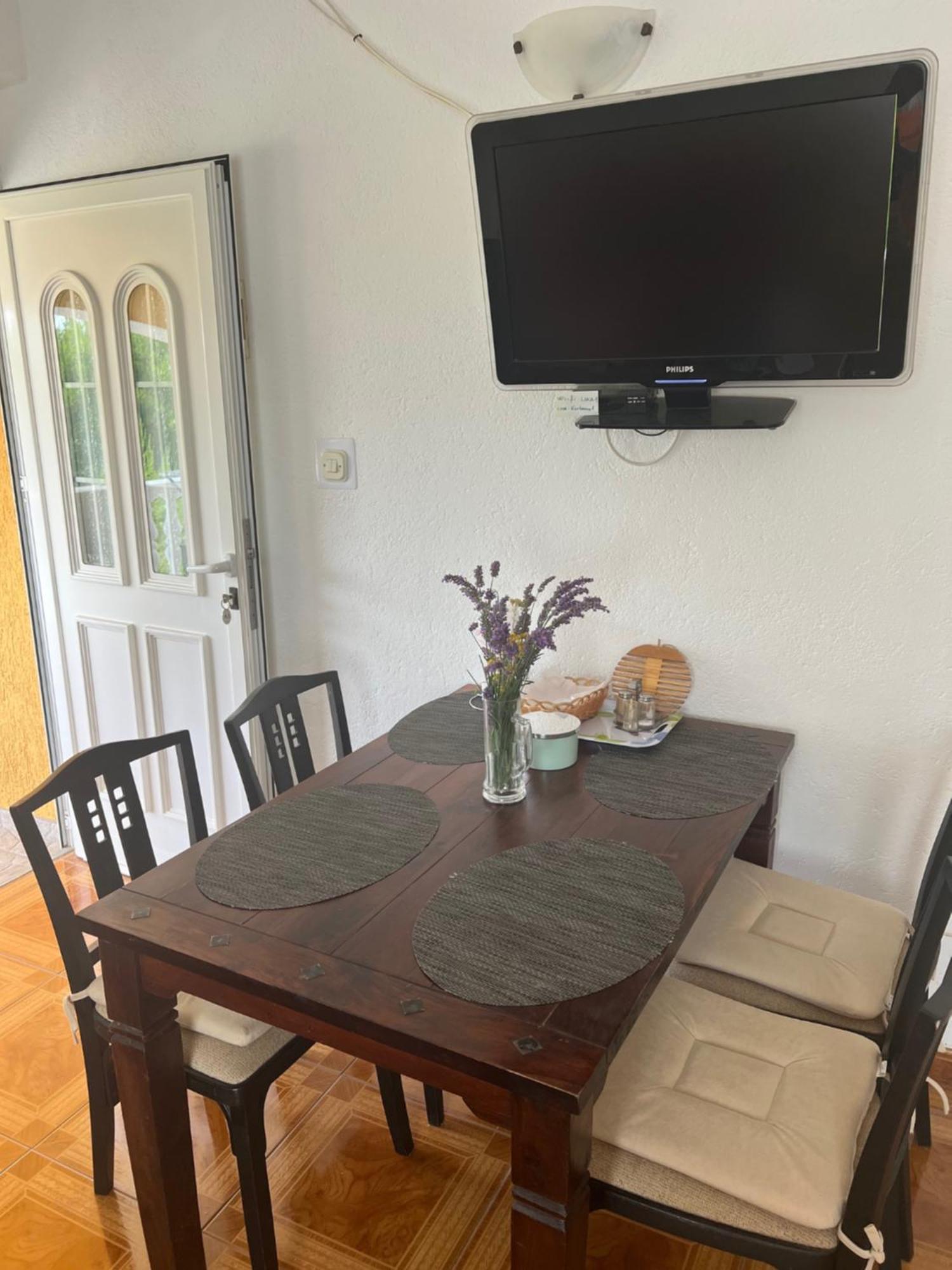 Apartmani Anna Vir Eksteriør billede
